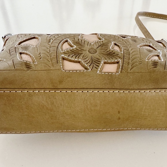 J.L. Saldivar Tooled Leather Crossbody Bag Olive Tan Floral - Picture 6 of 10